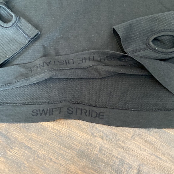 Lululemon swiftly tech long sleeve black size 10 - Picture 4 of 6